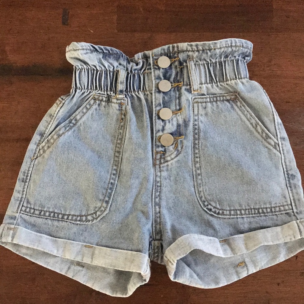 SHEIN size 120 button up shorts